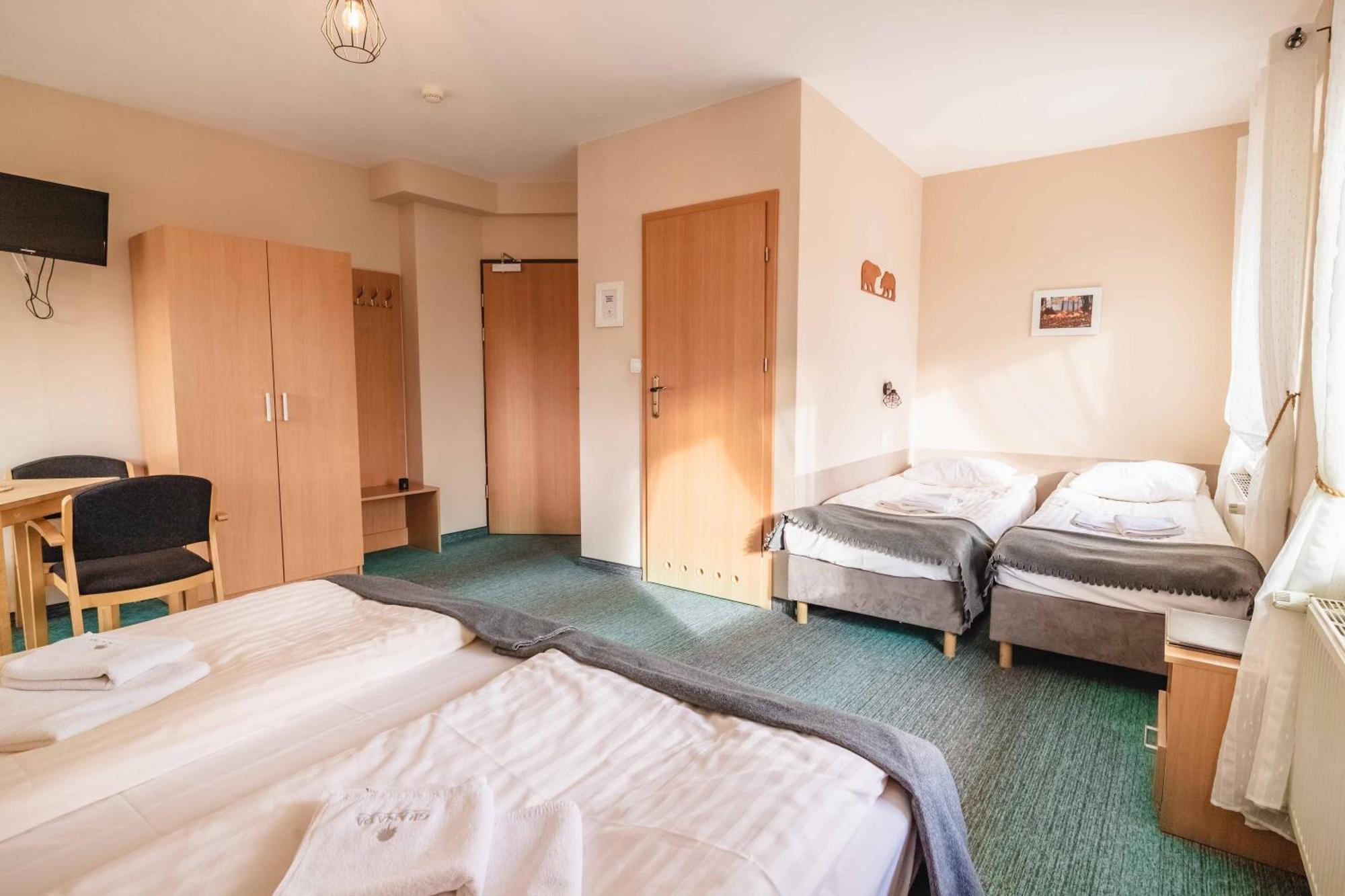 Granada Pensjonat & Spa Duszniki Zdrój Buitenkant foto