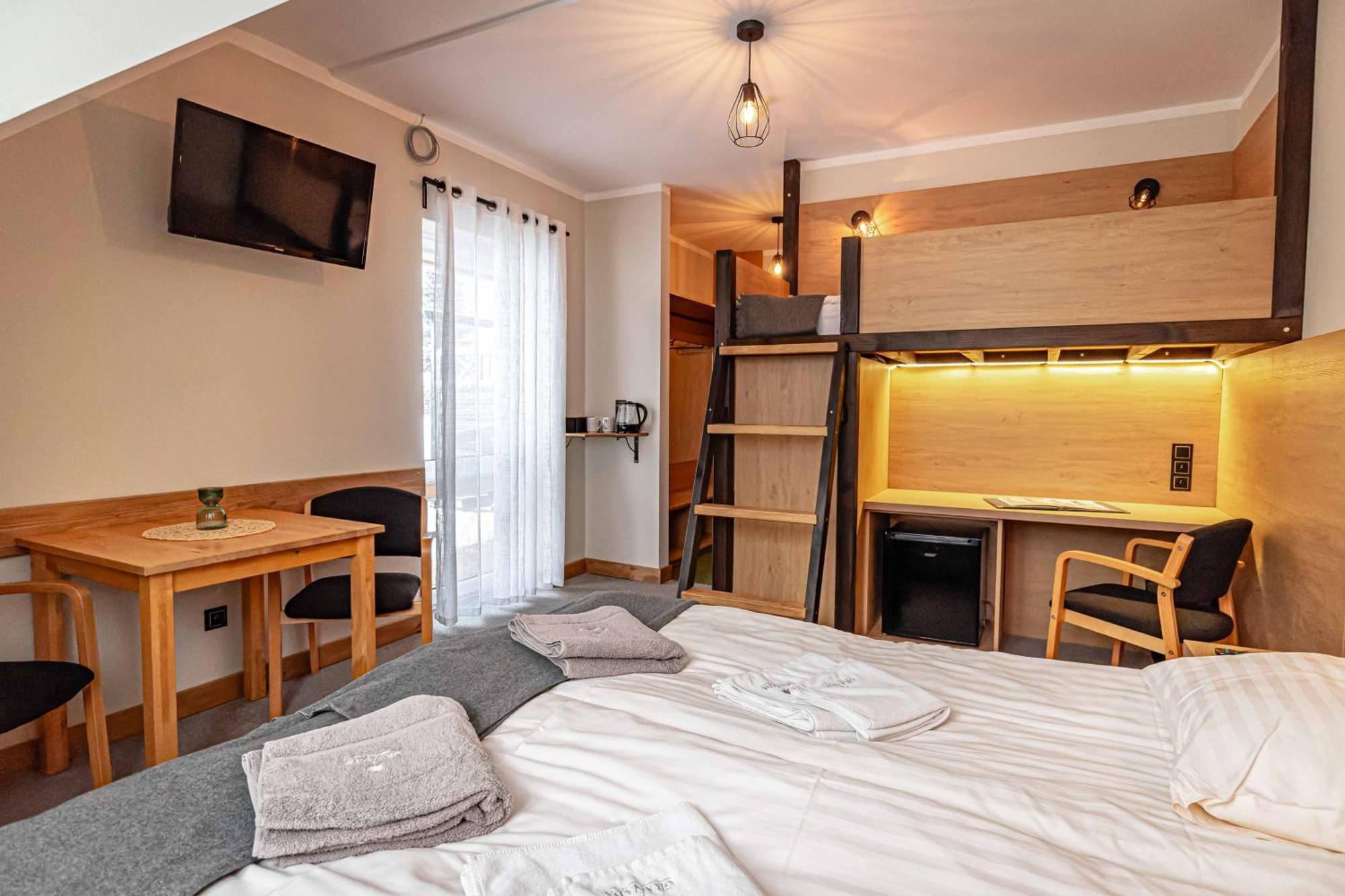 Granada Pensjonat & Spa Duszniki Zdrój Buitenkant foto